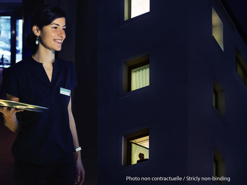 Mercure Hotel Berlin Wittenbergplatz 4*